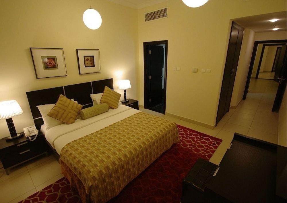 Gulf Oasis Hotel Apartments Fz Llc Дубай Екстериор снимка