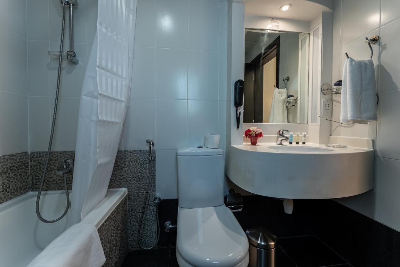 Gulf Oasis Hotel Apartments Fz Llc Дубай Екстериор снимка