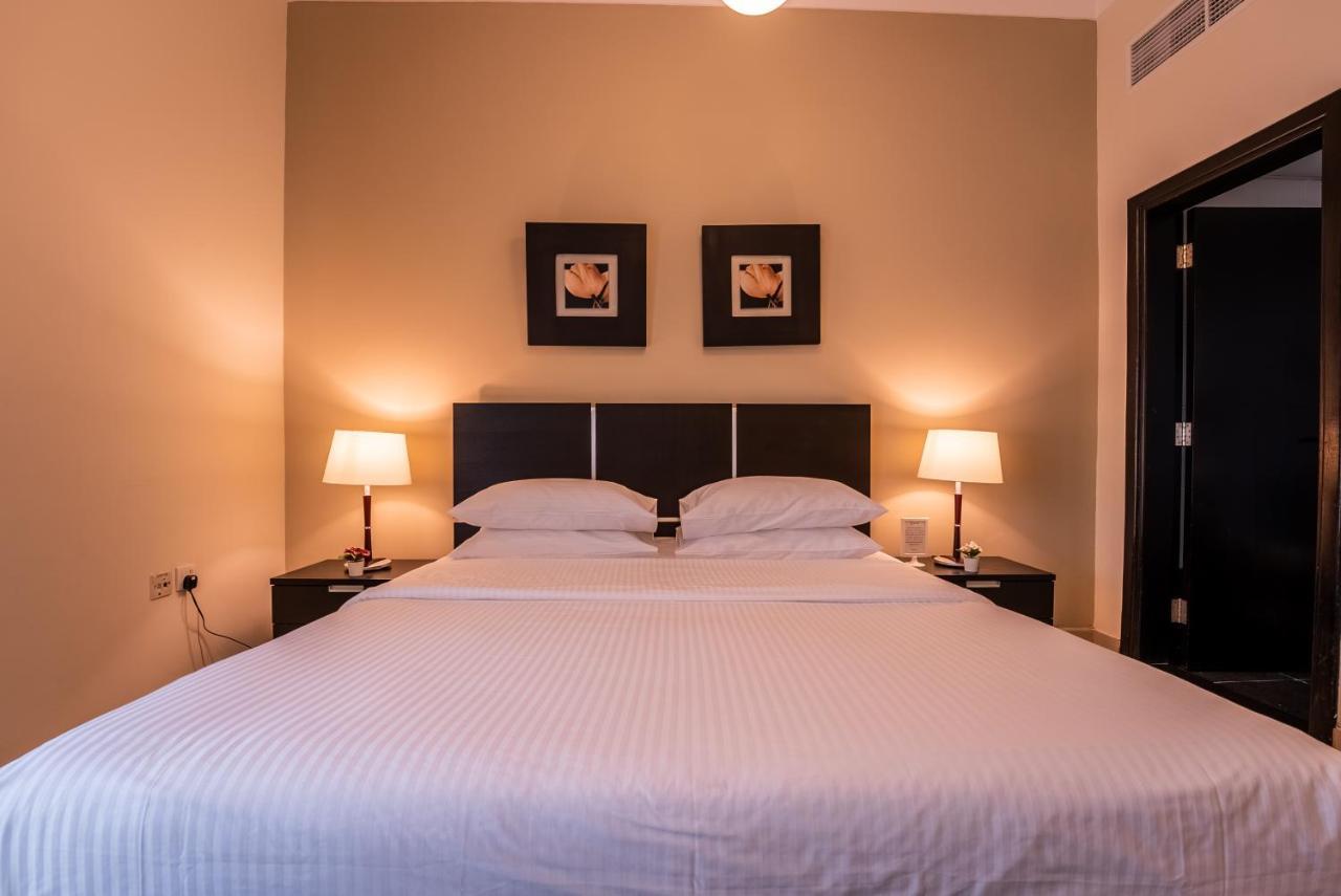 Gulf Oasis Hotel Apartments Fz Llc Дубай Екстериор снимка