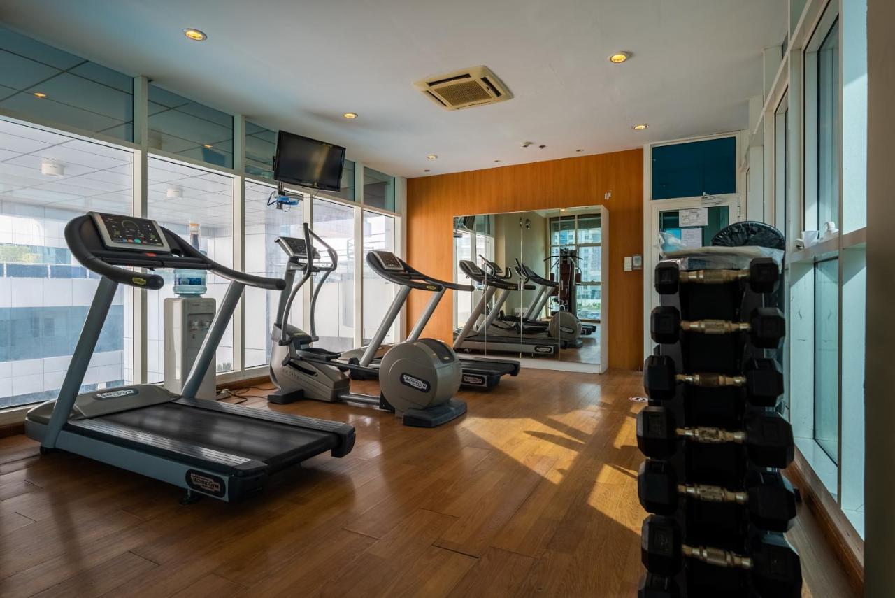 Gulf Oasis Hotel Apartments Fz Llc Дубай Екстериор снимка