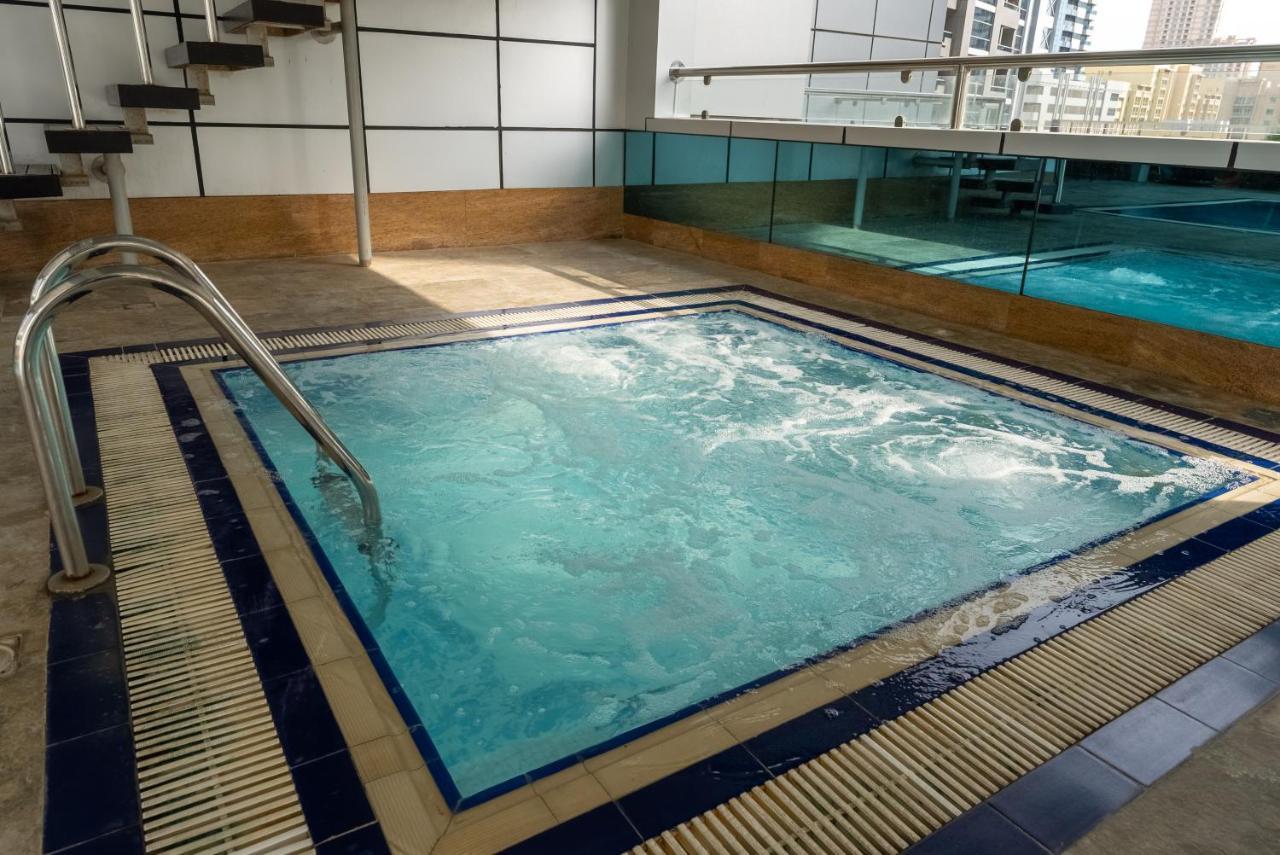 Gulf Oasis Hotel Apartments Fz Llc Дубай Екстериор снимка