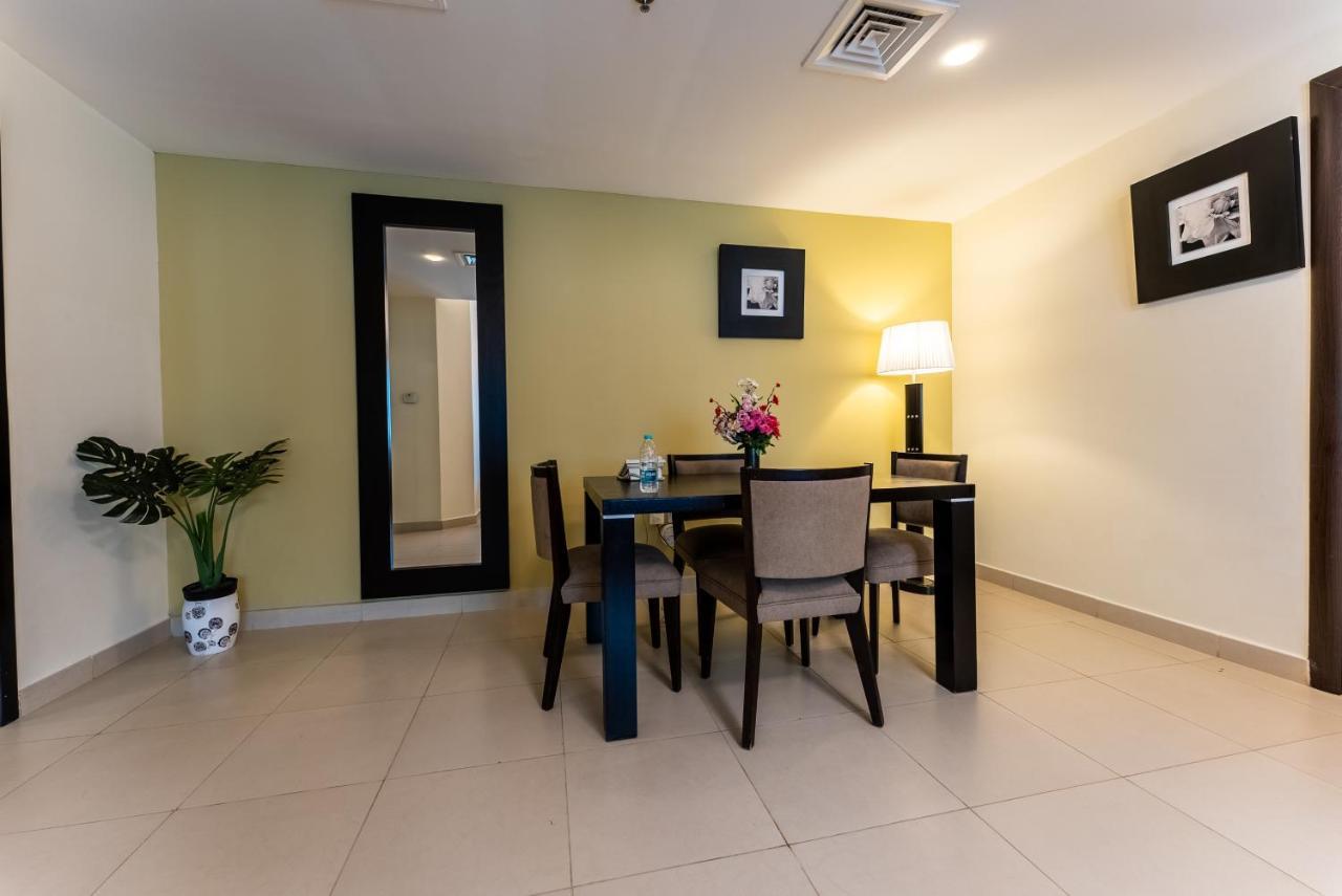 Gulf Oasis Hotel Apartments Fz Llc Дубай Екстериор снимка