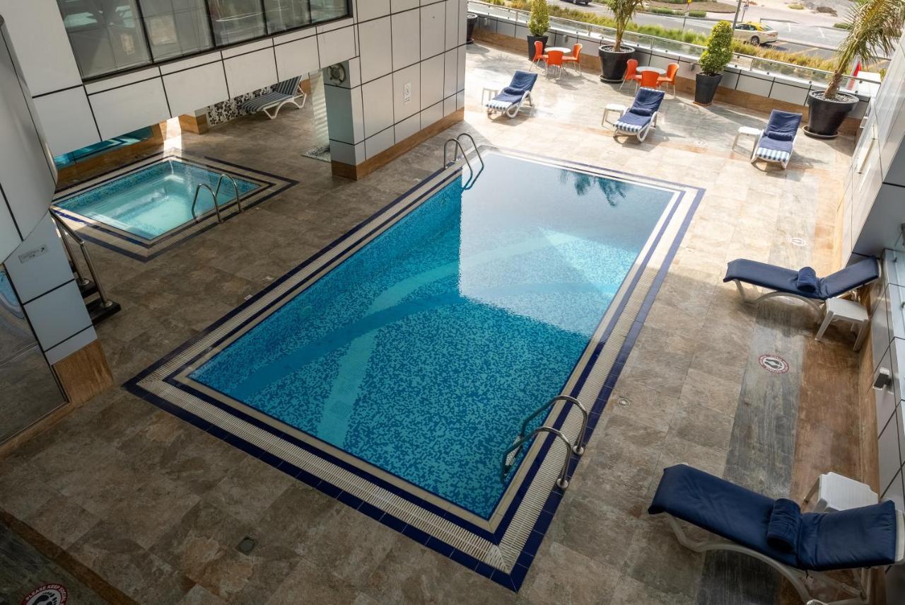 Gulf Oasis Hotel Apartments Fz Llc Дубай Екстериор снимка