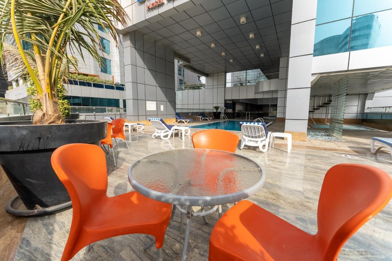 Gulf Oasis Hotel Apartments Fz Llc Дубай Екстериор снимка