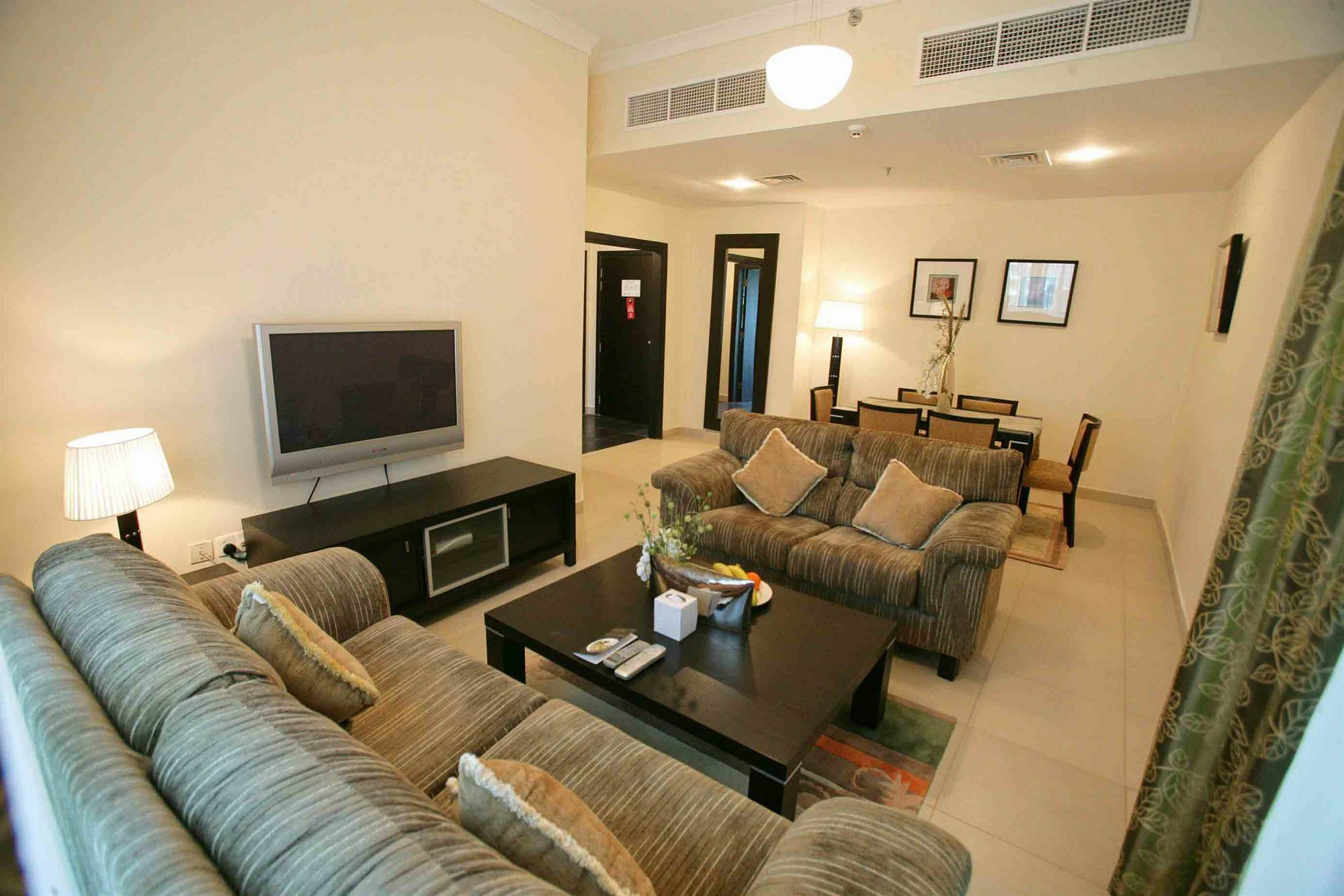 Gulf Oasis Hotel Apartments Fz Llc Дубай Екстериор снимка