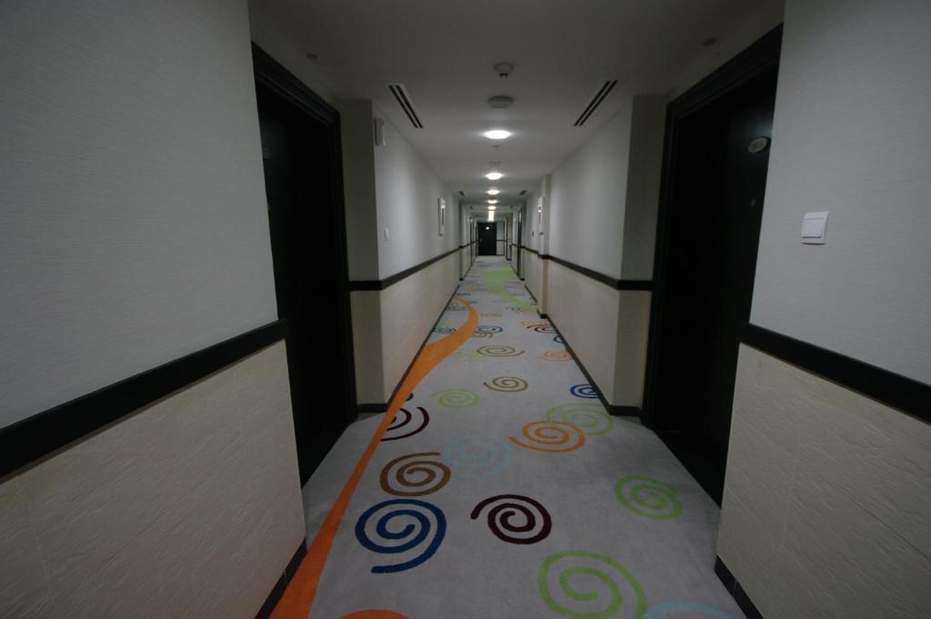 Gulf Oasis Hotel Apartments Fz Llc Дубай Интериор снимка